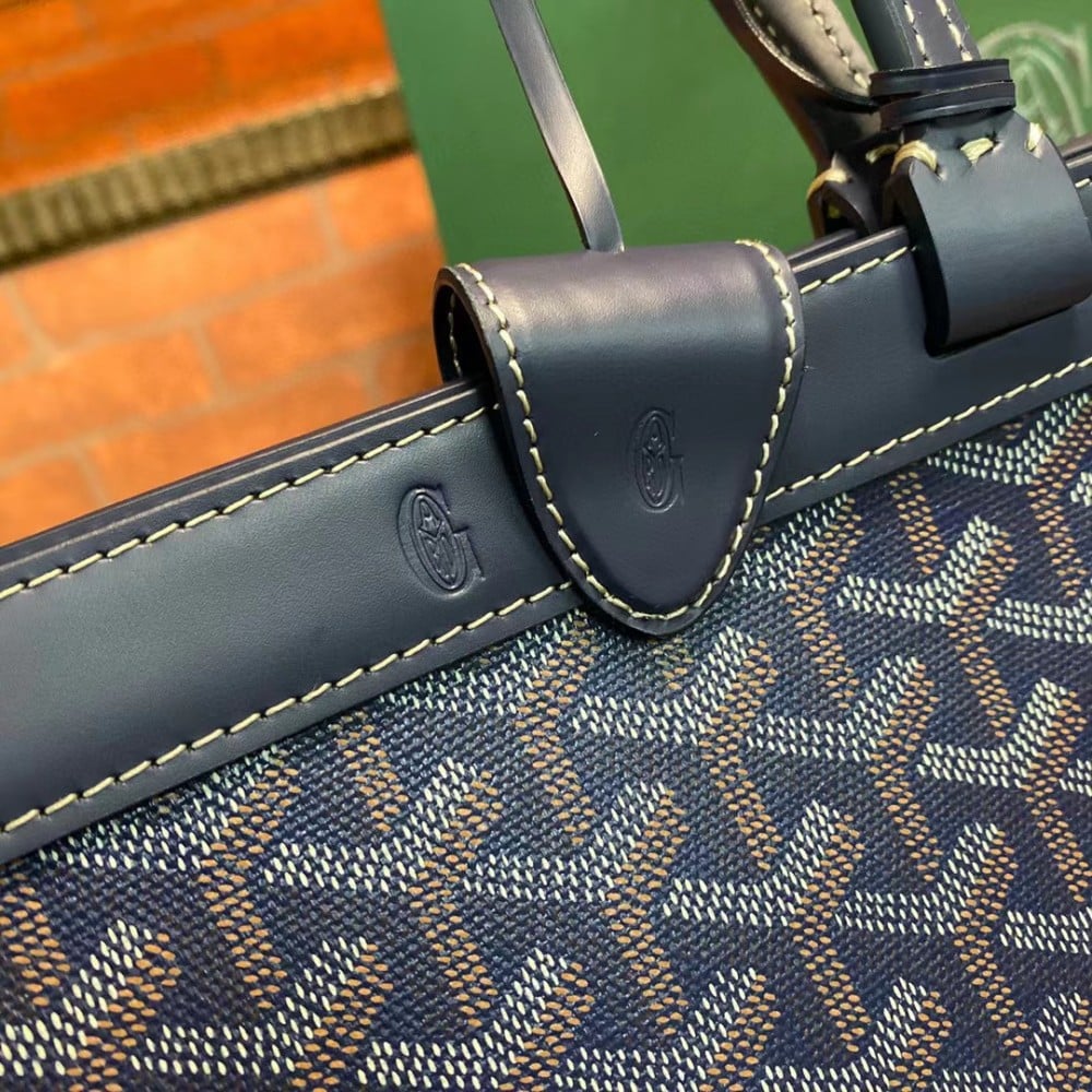 Bellechasse Biaude PM Bag