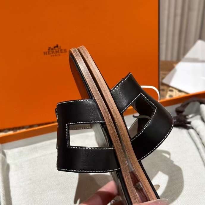 Oran Sandal