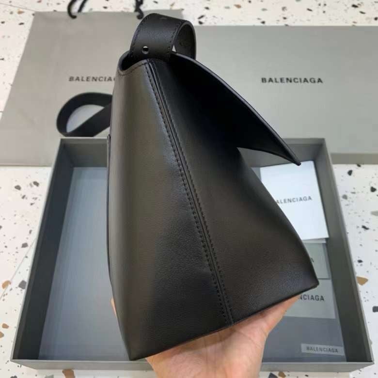 Crush Leather Shoulder Bag