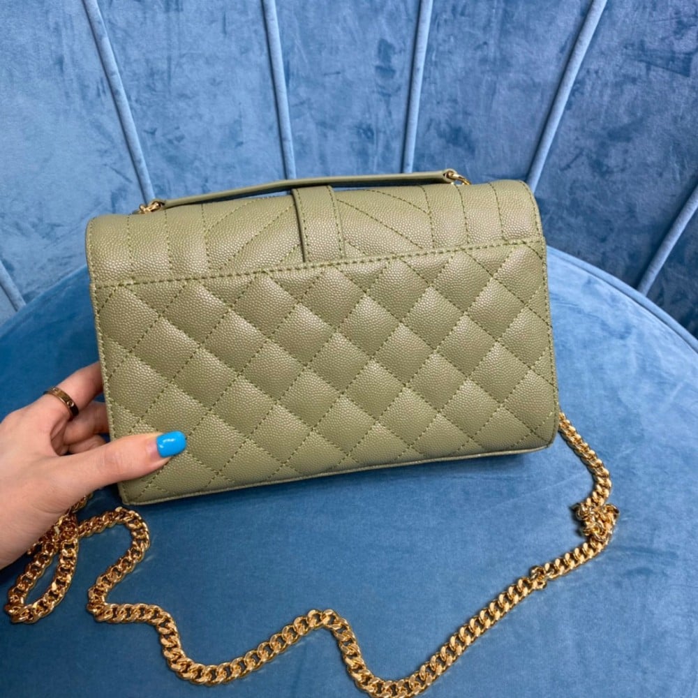 Envelope crossbody bag