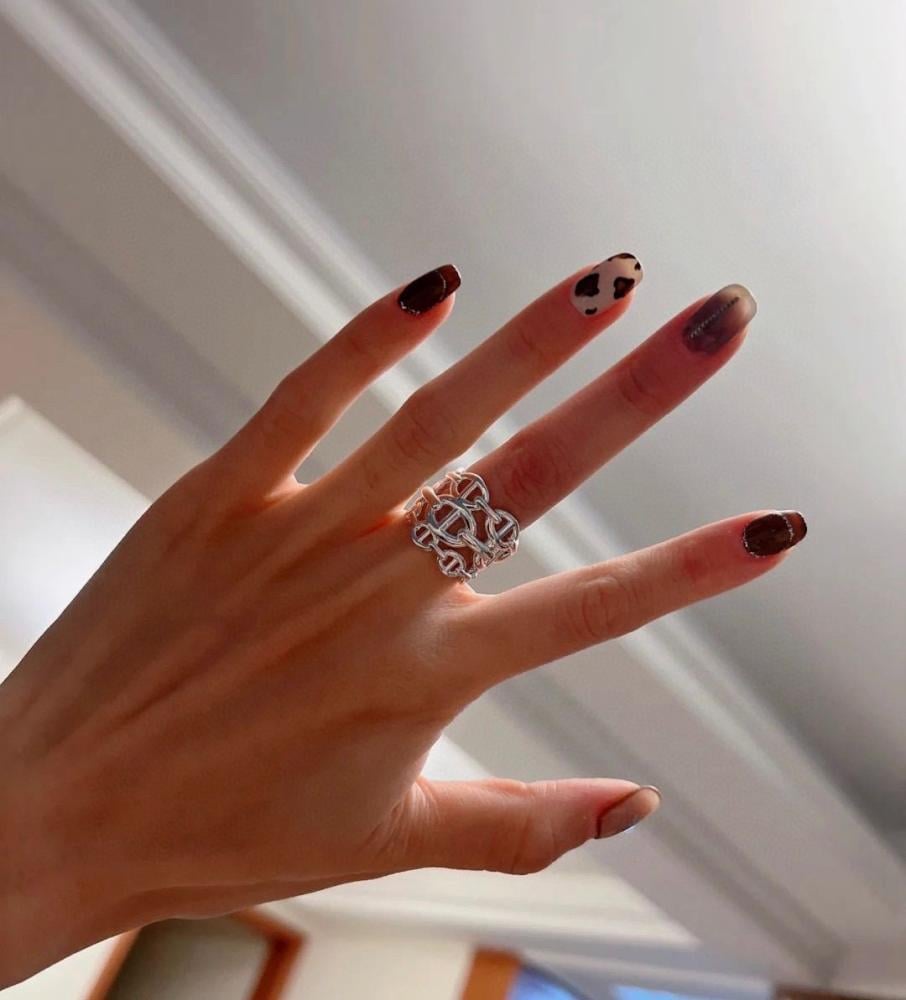 Hermes Chaine d'ancre Enchainee ring, large model 関税込 BNIB HERMES Chaine D'Ancre Enchainee Ring Large Model Silver