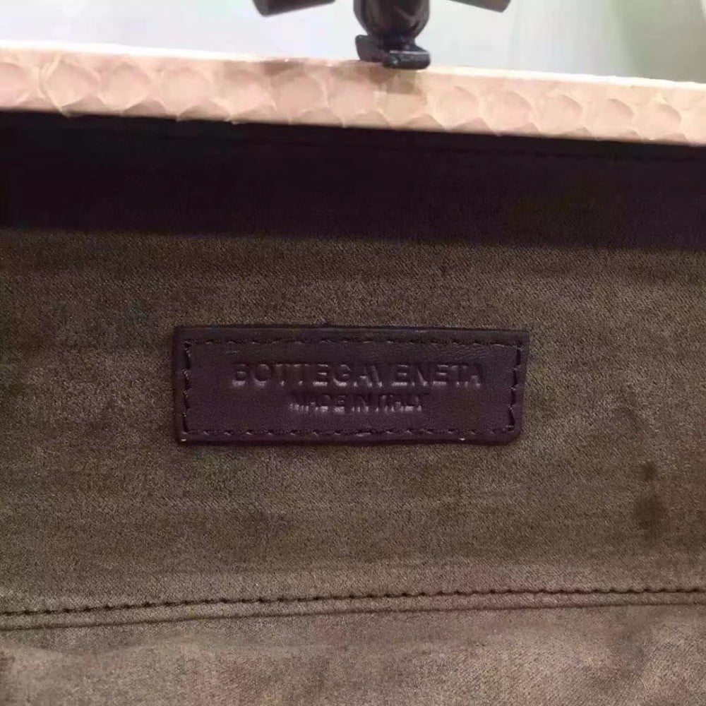 Intrecciato Stretch Knot Clutch