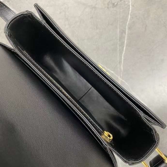 TEEN TRIOMPHE BAG