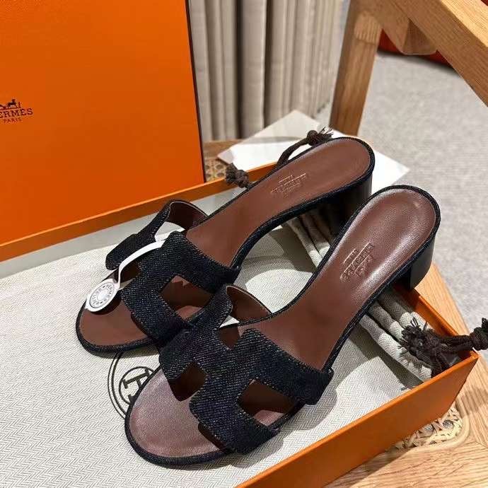 Oran Sandal