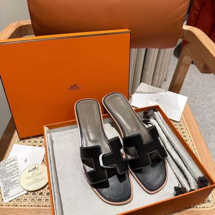 Oran Sandal