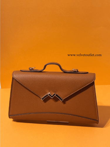 MOYNAT PARIS -بني2