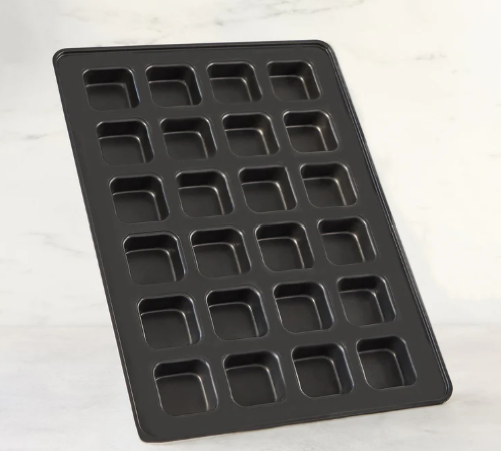 صينية براوني مربع 24 كوب غير لاصق