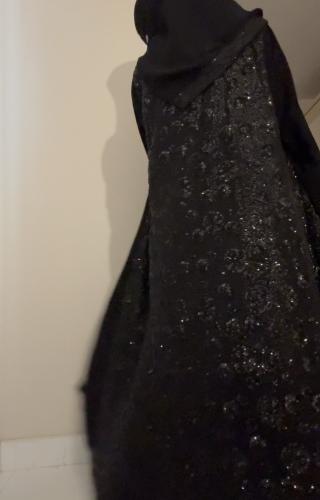 شموخ