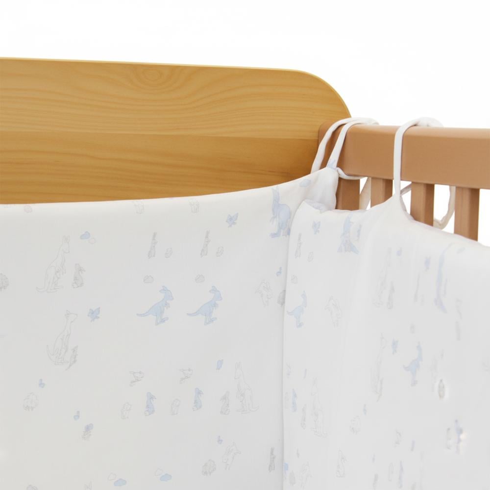 طقم لحاف أطفال أزرق مع جوانب حماية لتوفير أمان أثناء النوم