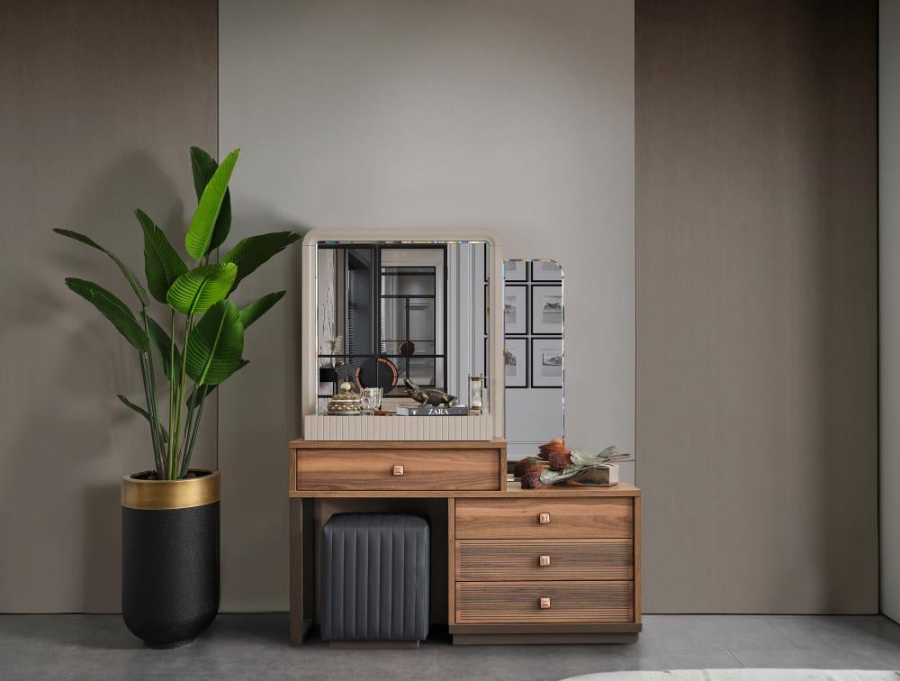 غرفة نوم فينيديك مع إضاءة مريحة وراحة كاملة للنوم