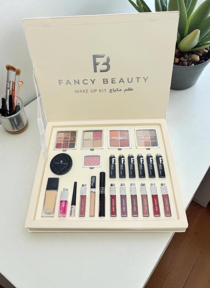 طقم مكياج متكامل بديل ديور مجموعة فاخرة من المكياج الاكثر مبيعا مكون من  24قطعة