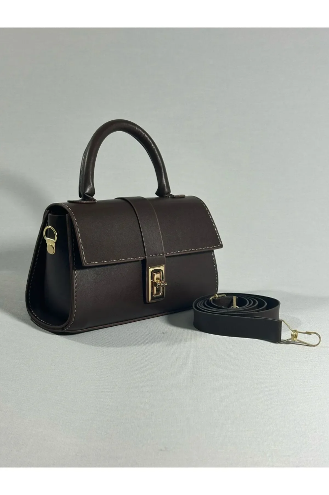 حقيبة يد وكتف صغيرة بربري غلق معدني باللون البرغندي