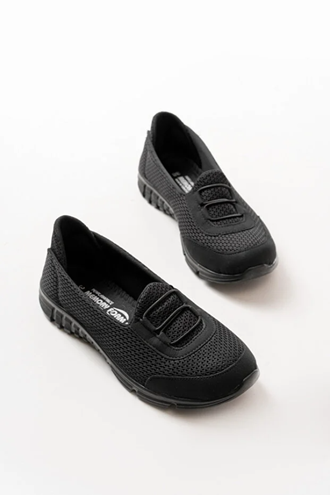 باليرينا نسائي كريمي بتفاصيل رباط مريح للاستخدام اليومي