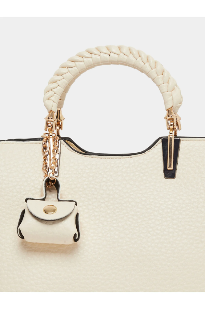 شنطة ساتشيل مزخرفة بمقبضين مضفّرين