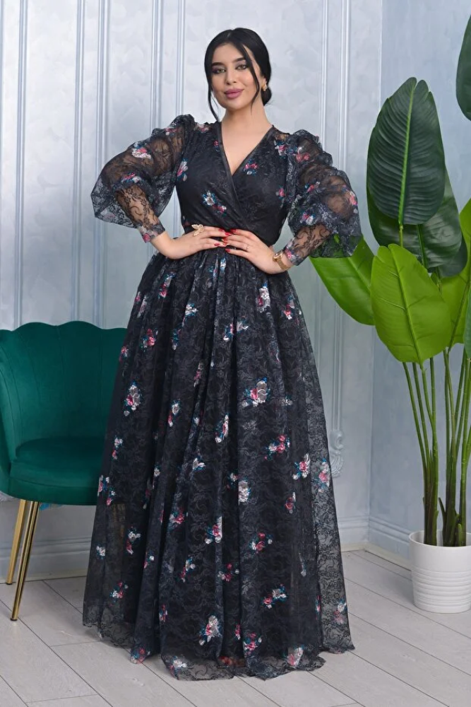 فستان سهرة طويل دانتيل مطبوع رقمياً بتصميم فاخر