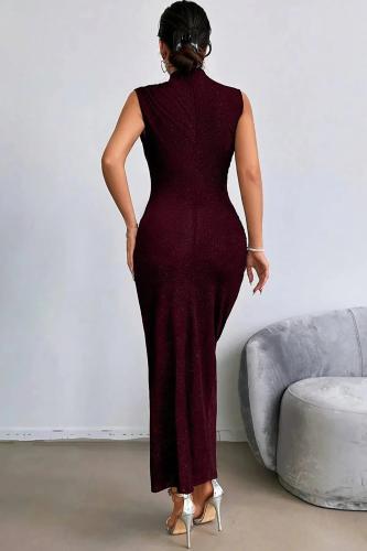 4. فستان سهرة مزين باللمعان والتطريز