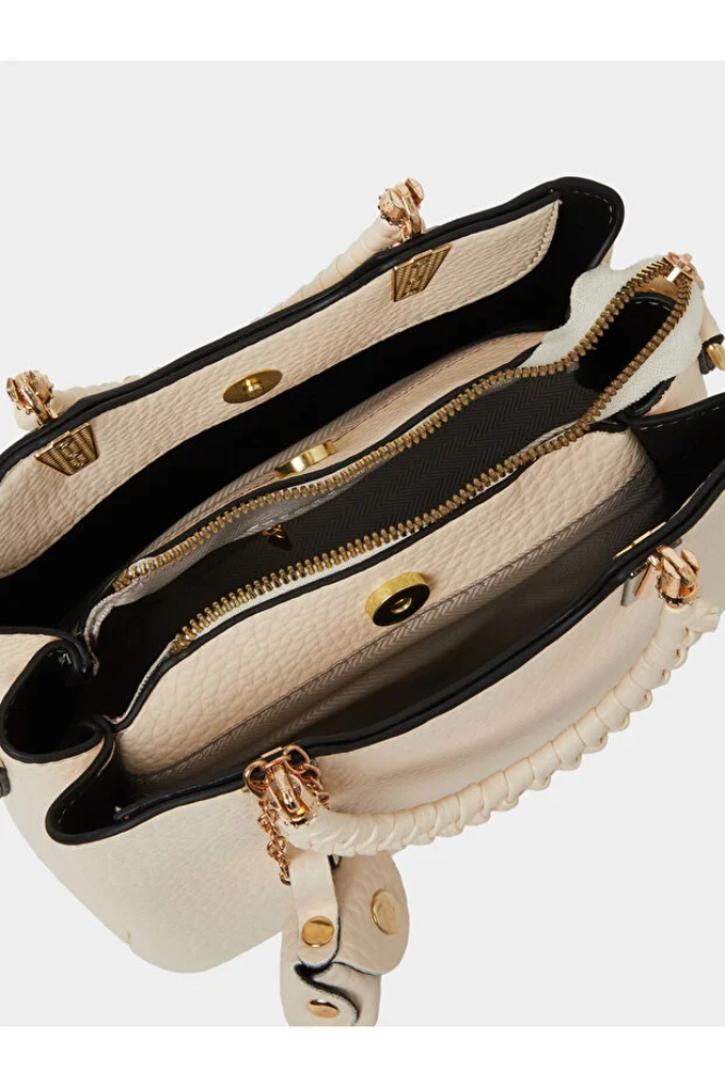 شنطة ساتشيل مزخرفة بمقبضين مضفّرين