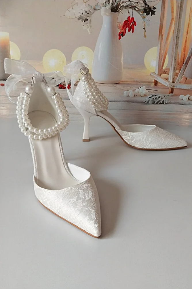 حذاء زفاف بكعب 7 سم مزين باللؤلؤ