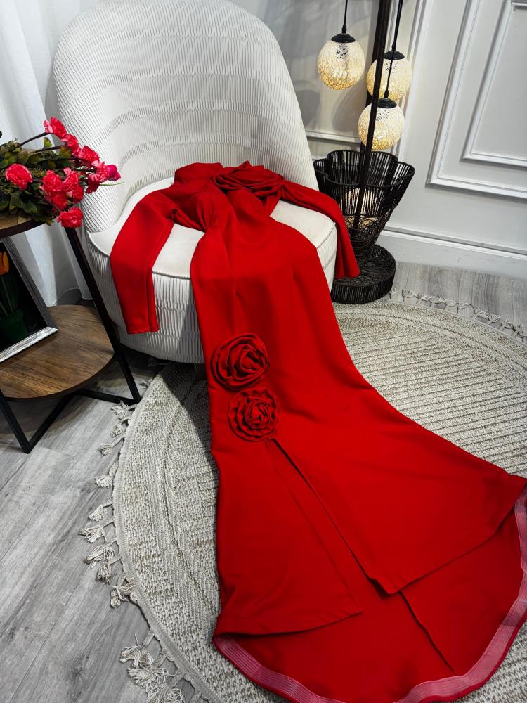 فستان  روان ثلاثه الوان