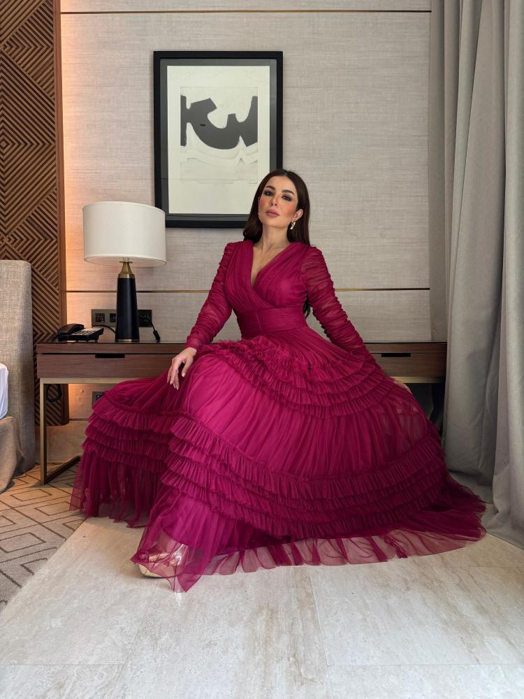 فستان مروئ  تل كشكش راقي وناعم