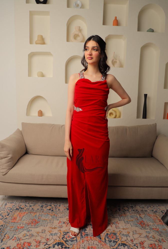 فستان لميس مخمل راقي