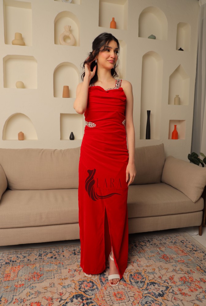 فستان لميس مخمل راقي