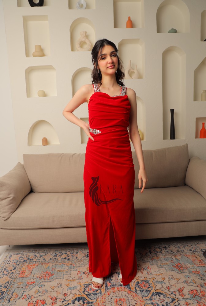 فستان لميس مخمل راقي