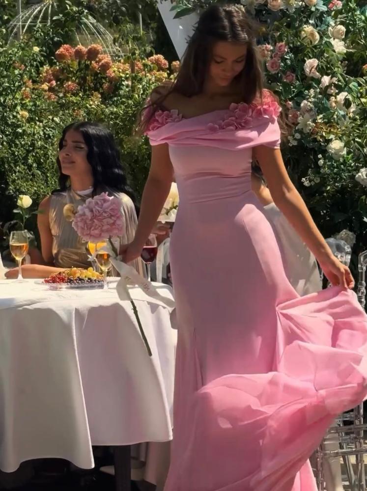 فستان اميلا