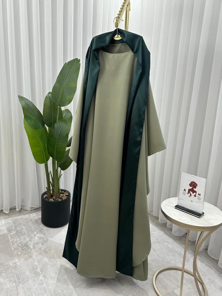 فستان سهرة مزين بالورد