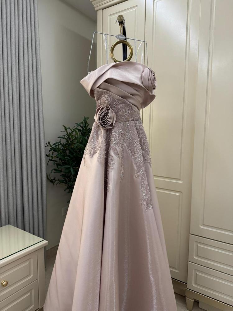 فساتين راقيه فساتين انيقه فساتين حديثه فساتين طويله فساتين مناسبات زوا