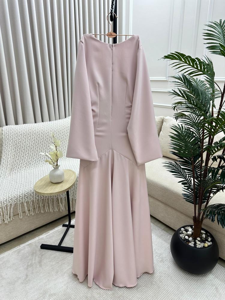 فستان سهره طويل باكمام مزينه