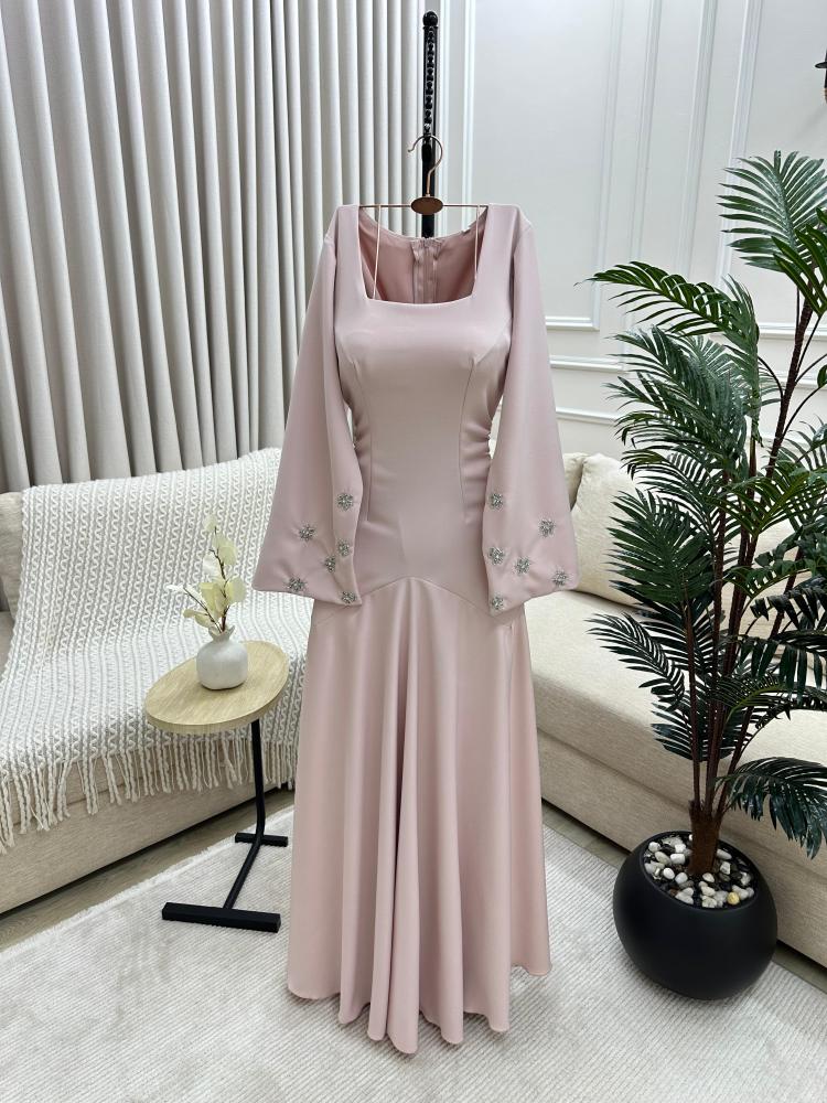 فستان سهره طويل باكمام مزينه