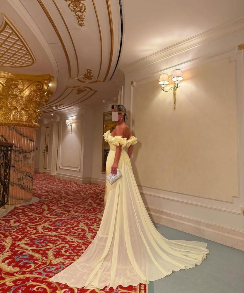 فساتين ناعمه فساتين مناسابات فساتين ملكه فساتين فخمه فستان كلوش