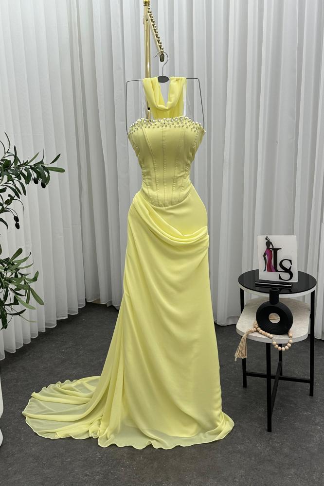 فستان سهره توب بشال خارجي لون أصفر