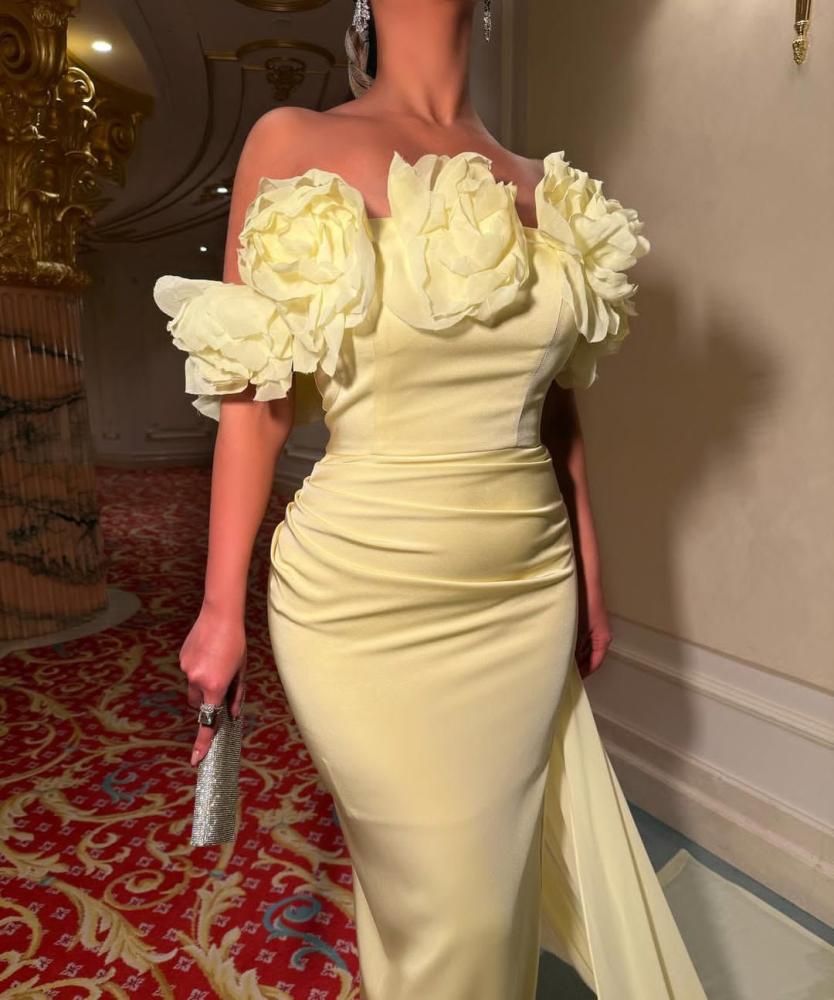 فساتين طويله متجر رمام  فساتين مورده فساتين حديثه فساتين السعوديه