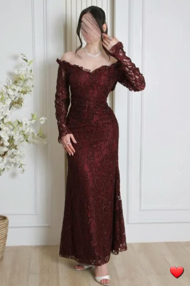 فستان سهرة دانتيل طويل بلون العنابي الداكن