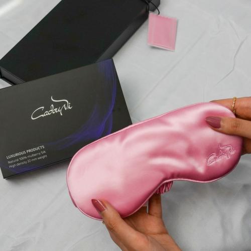 غطاء العين من CadouNi