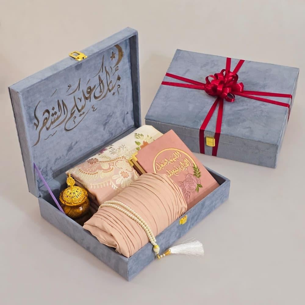 اطقم صلاة نسائية فاخرة