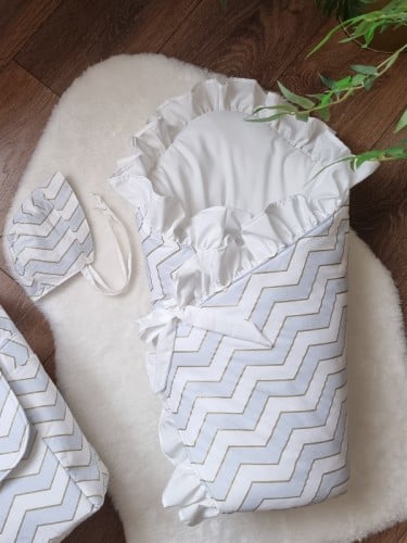 مفرش مواليد قطن مربع مع فيونكة صغيرة للتثبيت الوان متعددة