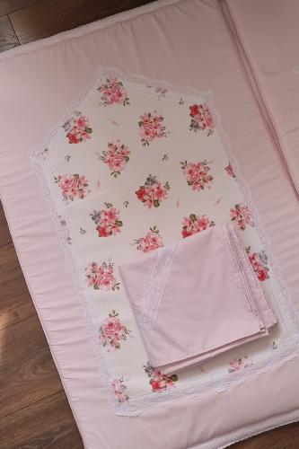 طقم سجادة صلاة مع شرشف مربع مفتوح وردي فاتح!