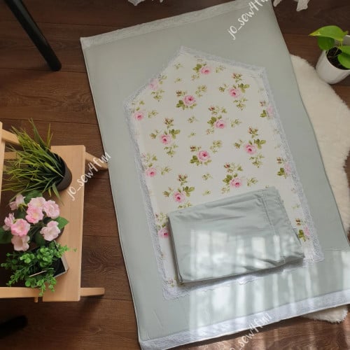 طقم سجادة صلاة مع شرشف مربع مفتوح أخضر تفاني