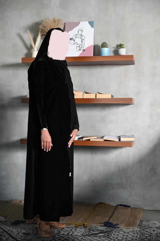 عباية شتوية قماشها كريب
