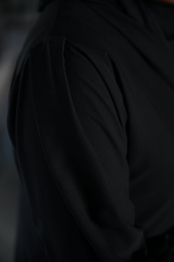 عباية يومية سادة كريب لف نصف كلوش