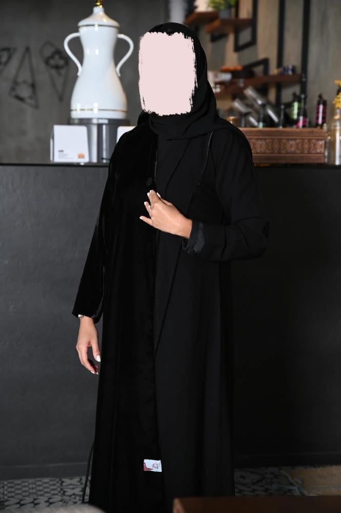عباية شتوية قماشها كريب