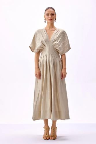 Half sleeve dress