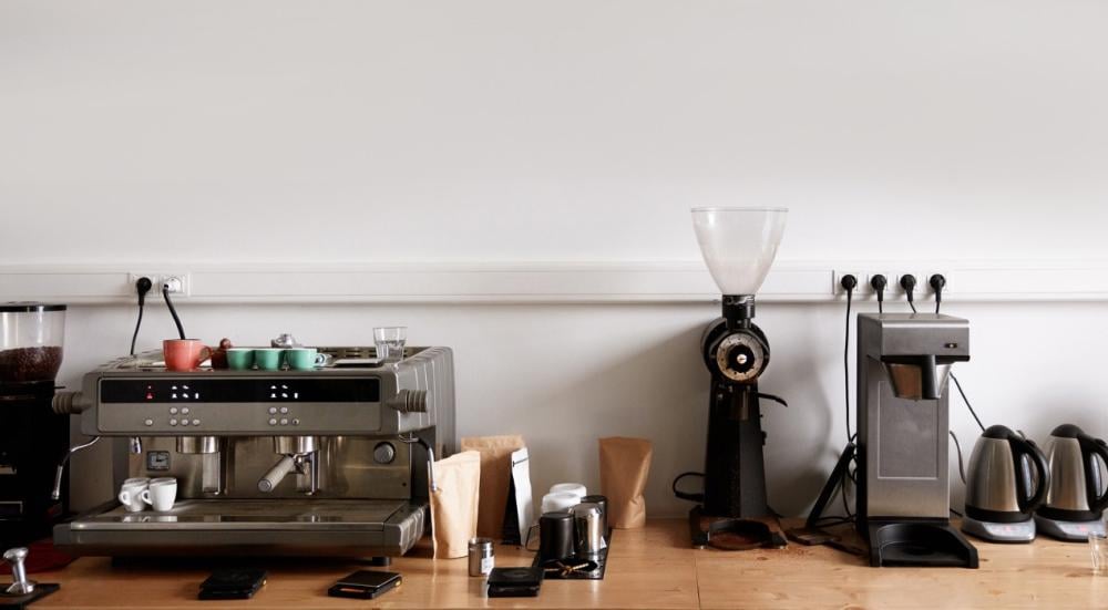 ادوات القهوة المقطرة