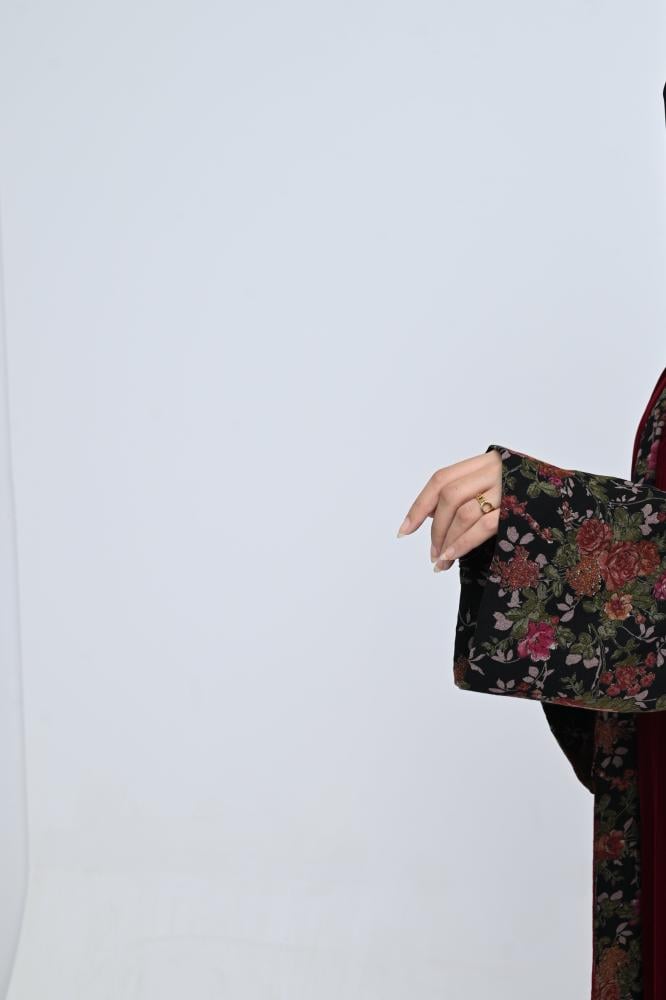 عباية المخملية عودي