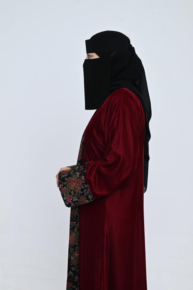 عباية المخملية عودي