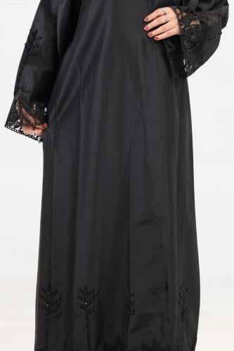 عباية دانتيل دبي