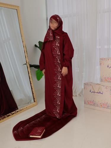 طقم صلاة ملكي لون برغندي